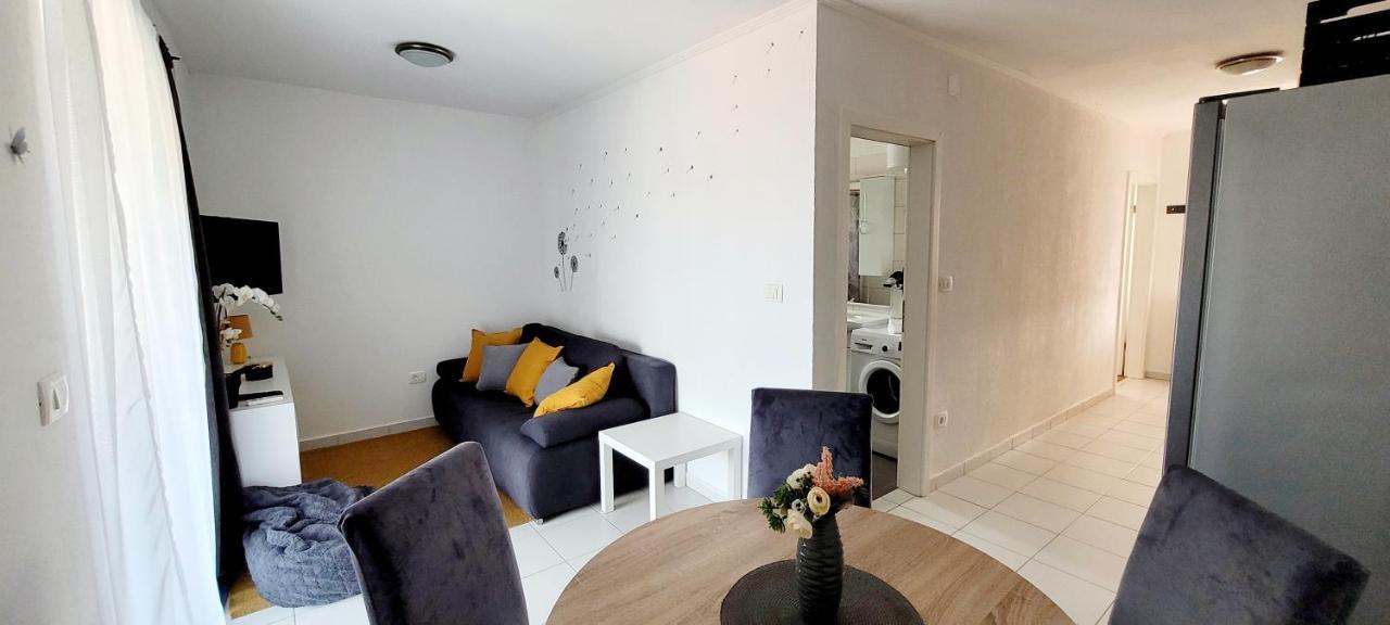 Apartman Rocky Petrovija Eksteriør bilde